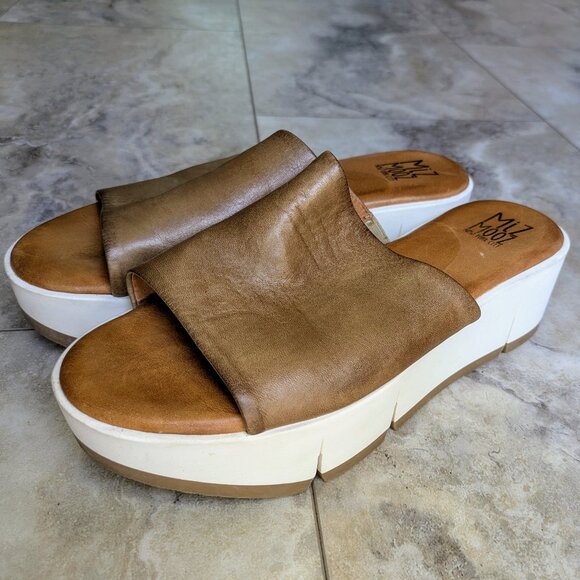 Miz Mooz 'Pollock' Leather Platform Sandals (women's 40) - Picture 1 of 11